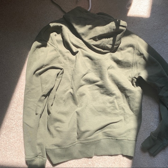 3/55$!!💛💛💛💛💛 Green champion hoodie - Picture 3 of 4